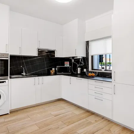 Zeza * Αλμπουφέιρα